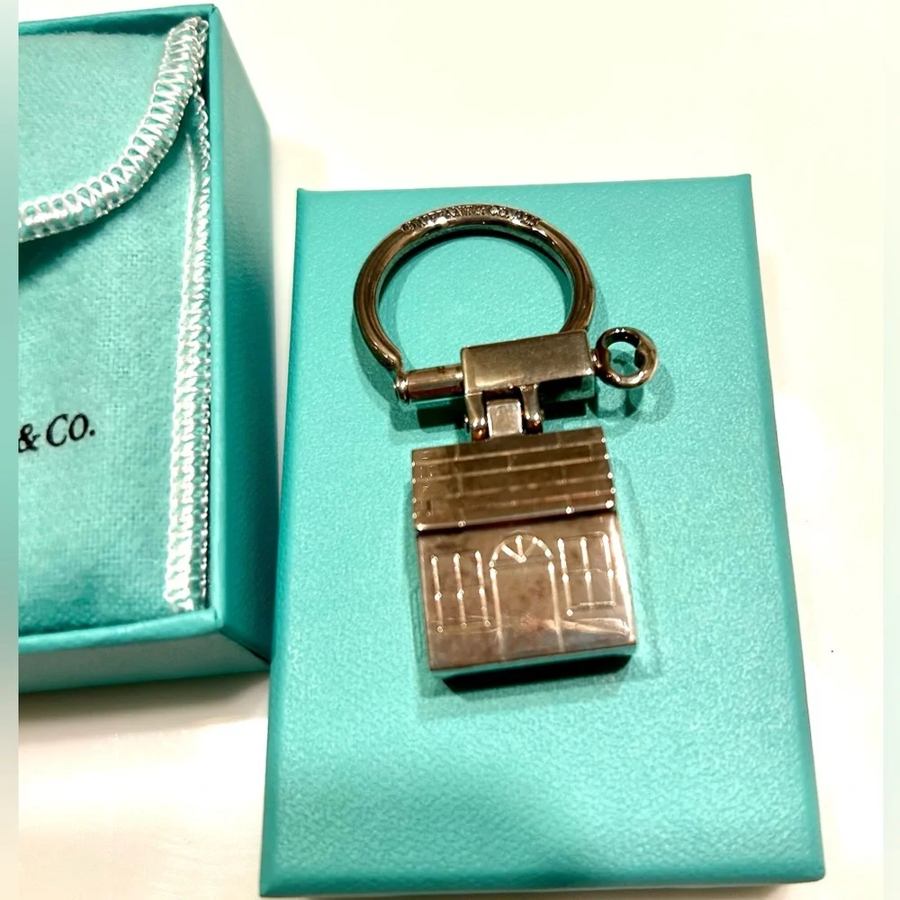 Tiffany & Co. Vintage House Keychain - Picture 2 of 4